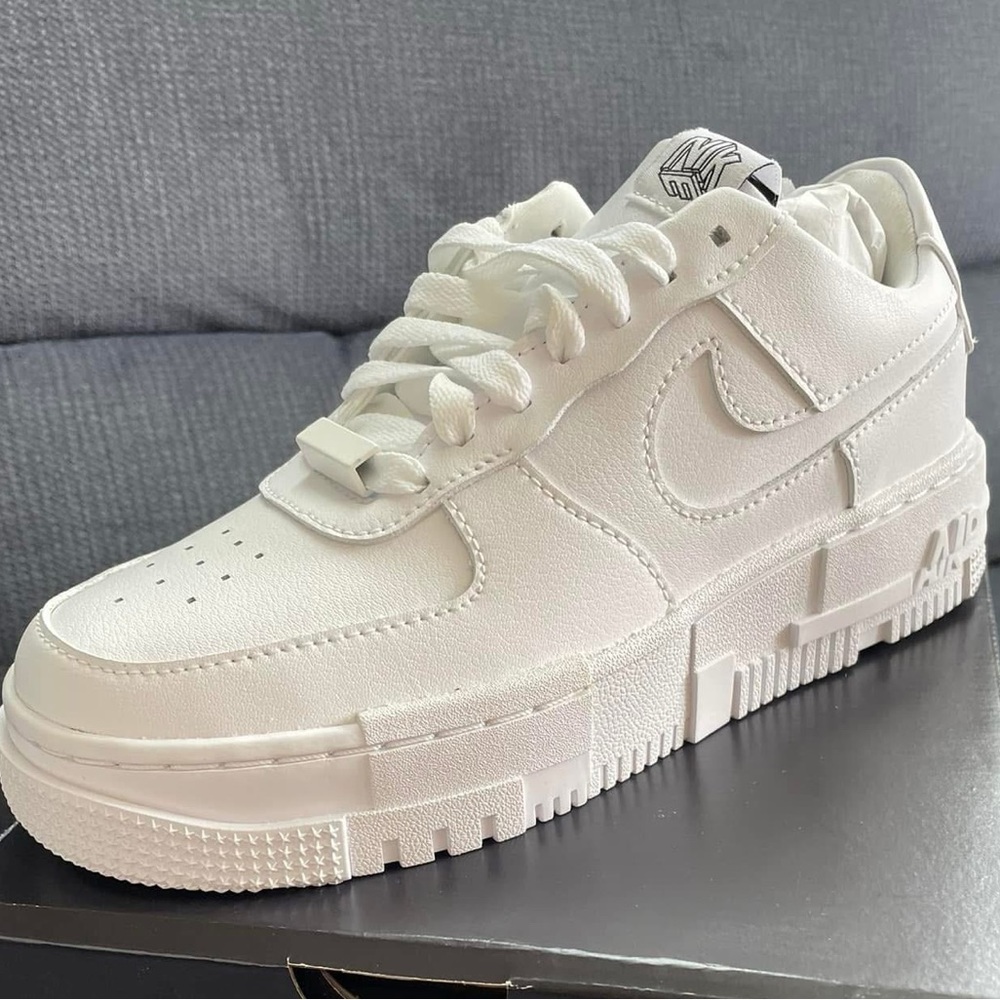 Air Force 1 Pixel